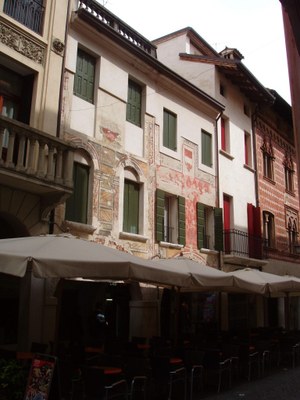 Casa Bernardi civico 13 - 13A e 15