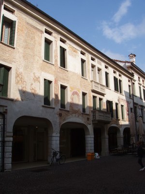 Palazzo civico 42