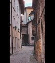 Perdersi nel ciottolato delle viuzze tra le luci dell'autunno Foto di Linda Rebellato @linda93r (13/11/2022)